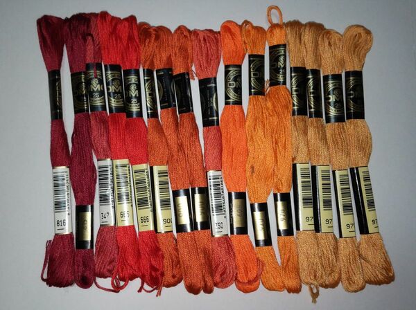DMC刺繍糸（約100本）現状品 長期保管品