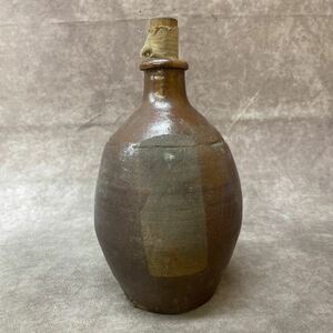 古い　酒入れ 酒器 徳利 花瓶 花入 骨董品 花器 陶器 栓付き 高さ約24cm インテリア オブジェ 飾り