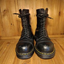 貴重 入手困難 廃盤 ドクターマーチン Dr.Martens 10ホールブーツ UK4 クレイジーボム oi PUNK SKINS パンク スキンズ ハードコア CRUST _画像2