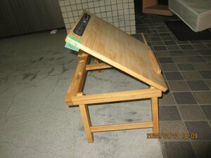 パソコン台：簡易：杉木材使用：座卓用：巾５４ｃｍ奥３５ｃｍ：高さ２３ｃｍ：新品：折りたたみ式：