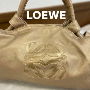 LOEWE ロエベ　ナッパアイレ　ゴールド可愛い　柔らかなレザー