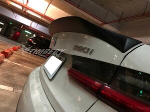 2019-2024 BMW G20 3シリーズ リアトランクスポイラー未塗装 素地 Xタイプ