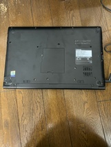 東芝　dynabook B65/F ブラック　【ジャンク】　中古美品　（動作初期化済）　_画像2