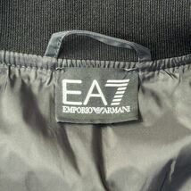 タグ付き新古品/L相当★アルマーニ/EMPORIO ARMANI ロゴプレート EA7 ライトダウン フライトジャケット MA-1 中綿 ダブルジップ メンズ_画像9