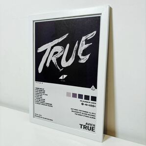 【白額付きポスター】アヴィーチー Avicii TRUE（新品）