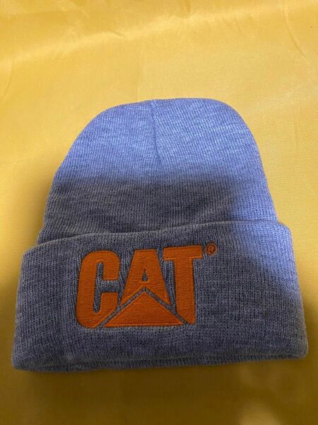 CATキャタピラー刺繍ロゴ、ニット帽。