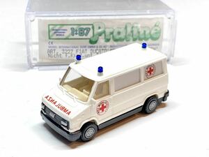 Praline 1/87 Fiat Ducato フィアット デュカト 救急車