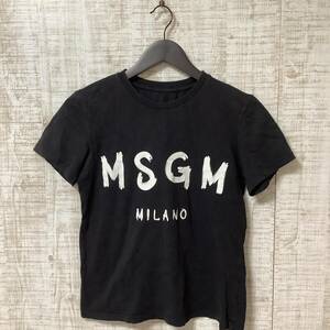 M3◇MSGM｜エムエスジーエム　Tシャツ　半袖　丸首　ロゴ　ブラック　サイズXS