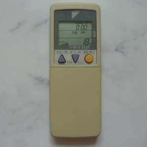 送料無料★即決★ダイキン ARC418A1 エアコン リモコン★