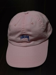 良品 STUSSY ステューシー　刺繍ロゴ ピンク×ネイビー コットン　キャップ　サイズフリー　帽子　男女兼用　ビンテージ　オールド　90s