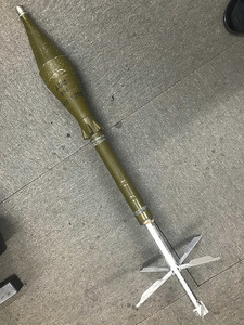 【無可動】 RPG-7 実物 弾頭 撃ちガラ（やや難あり）