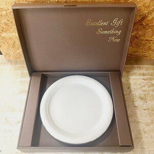 YAMATO JAPAN CLUB HAUSE プレートセット 大皿 1枚 小皿 5枚 箱入り WHITE 洋食器 箱入り 美品【中古品】札幌発