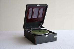 [ antique goods ] portable gramophone vessel SEIKWA GRAMOPHONE gramophone SP record reproduction antique collection SP record 