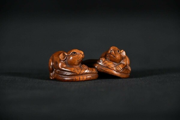 【古美術】鼠 2匹 根付 Netsuke 精密 彫刻 超絶技巧 彫塑 提げもの 提物 形彫