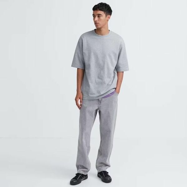 ★新品未使用★UNIQLO ワイドフィットジーンズ 02ライトグレー 35インチ タグ付き　ユニクロ デニム ジーンズ