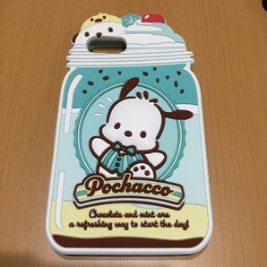 iPhoneケース　SE第2世代　サンリオ　ポチャッコ pochacco スマホケース