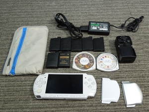 ★き2-632 ソニー PSP-3000 パールホワイト 予備バッテリー付き 画面・バッテリー難あり