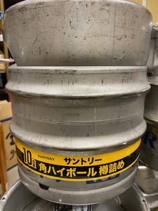 Дешевый! бесплатная доставка! (Только Honshu) Дешево! Suntory Angle Highball Barrels 10㍑ 1! Сырое стволовое пиво 10л виски ☆