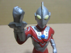 バンダイ　ウルトラマン　ガシャポン　ゾフィー