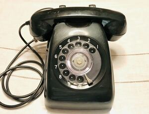 黒電話・1966年東芝製・600-A1形電話機①