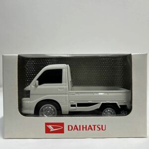 非売品 DAIHATSU ディーラー特注 HIJET TRUCK ダイハツ ハイゼットトラック 軽トラ カラーサンプル プルバックカー ミニカー