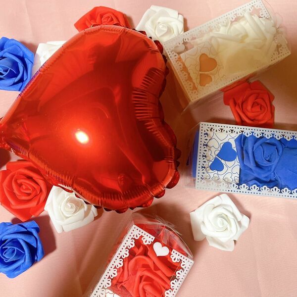 ラッピングセット　5個セット　ハートの紙袋5セット付き　ギフトボックス　人工薔薇　風船　メッセージカード　バレンタイン　誕生日　