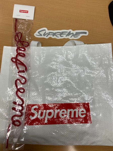 supremeショッパー小サイズFuturaステッカーストローノベルティーセット