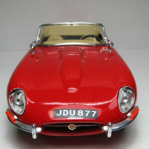 Jaguar E-Type 1/18 ジャガー Eタイプ ロードスター GB ROADSTER 英国名車 Made in Italy 赤 イタリア製 ブラーゴ 当時物 V12 昭和レトロ の画像3