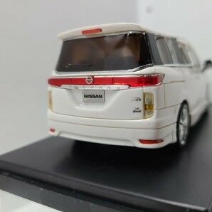 1/43 NISSAN ELGRAND Highway STAR 2010 with Optional Parts 1:43 WiT's ウィッツ 日産 エルグランド ハイウェイスター ホワイトパールの画像10