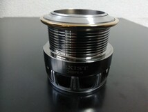 美品 DAIWA 12イグジスト2508PE-H 純正スプール ダイワ_画像1