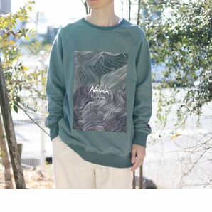 NANGA ECO HYBRID CONTOUR MAP LOGO SWEATSHIRT