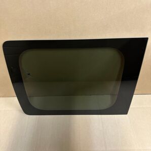 S700系ハイゼット運転席側右側サイドウィンドウガラスメーカー純正品番62711-B5090 新車外し④