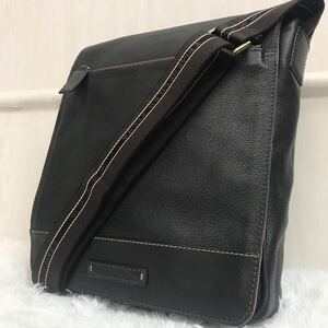 1円【極美品】エルメネジルド ゼニア Ermenegildo Zegna ショルダーバッグ メッセンジャー 斜め掛け メンズ ビジネス レザー 本革 黒 A4可