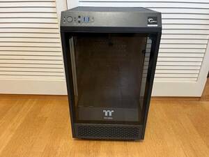 Thermaltake The Tower 100 サーマルテイク mini-ITX PCケース 中古