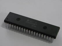 ★HITACHI社製 CPU 希少品 8-Bit Microprocessor HD63C09EP 新品未使用品 A-242★_画像2