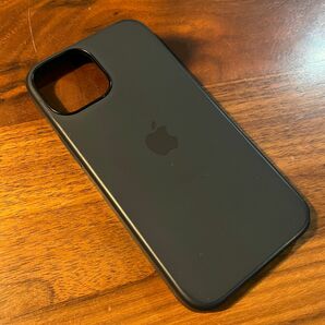 純正　Apple シリコーンケース iPhone 13 mini