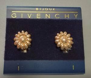 送料120円～　昭和レトロ　GIVENCHY BIJOUX　ジバンシー ジバンシィ ゴールドカラー イヤリング アクセサリー　花　フラワー　未使用