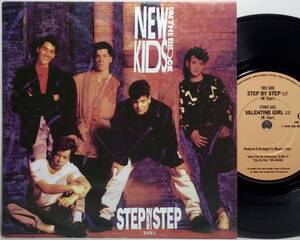 【英7】 NEW KIDS ON THE BLOCK / STEP BY STEP / VALENTINE GIRL / 1990 UK盤 7インチシングルレコード EP 45 試聴済