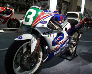 1/12NSR250ロスマンズホンダ'91チャンピオン[D1025]