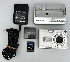 y205E CASIO EXILIM EX-Z40 4.0MEGA PIXELS バッテリー SDカード有 シルバー 動作未確認 カシオ コンパクト デジタルカメラ