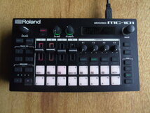 ROLAND ローランド MC-101　GROOVEBOX _画像1