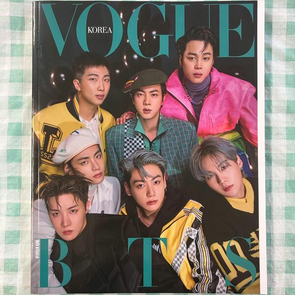 新品購入【VOGUE KOREA 2022年1月号 BTS(B)】