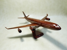 珍品！ ◆ エアバス A340 / 木製 ◆ 1/200 wooden airplane ◆ 店舗・ディスプレイ / インテリア・オブジェ ◆ Airbus A340_画像3