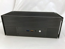 送料無料　intel NUC NUC8i5BEH+Akasa ファンレスケース　i5-8259U/メモリ32GB/SSD 500GB 難あり_画像1