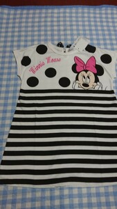 175☆未使用・保管品☆DISNEY☆ドットボーダーチュニックTシャツ　ミニー140①