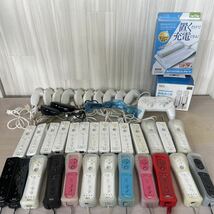 ■ C-5 Nintendo 任天堂 Wii Wiiリモコン ヌンチャク コントローラー ハンドル モーションプラス ゲーム周辺機器 大量まとめ 動作未確認_画像1