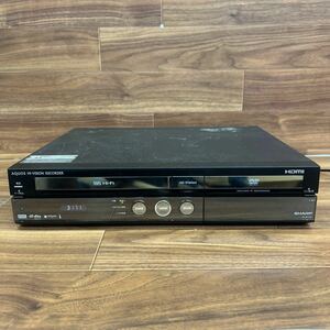 ■ C-55 SHARP シャープ DV-ACV52 HDD DVD VHS 一体型レコーダー 映像機器 ブラック 通電確認済み