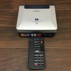 □B-803 SONY ソニー MiniDVデッキ GV-D1000 2007年製 DIGITAL VIDEO CASSETTE RECORDER 映像機器 グレー 現状品