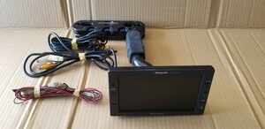 パナソニック M70WE1M7インチモニター中古品ヘッドレス取り付け一部破損ありジャンク品保証なしノークレームです！