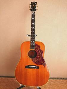 Gidson /Hummingbird 1966 год производства Gibson Hamming bird 